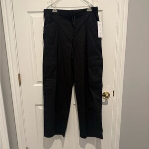 New with Tags Athleta Women’s Wide-Leg Cargo Pants with Adjustable Waist.